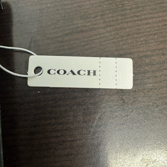 Coach ID Look Slide Closer Gold Colored Bracelet-New - Picture 7 of 9